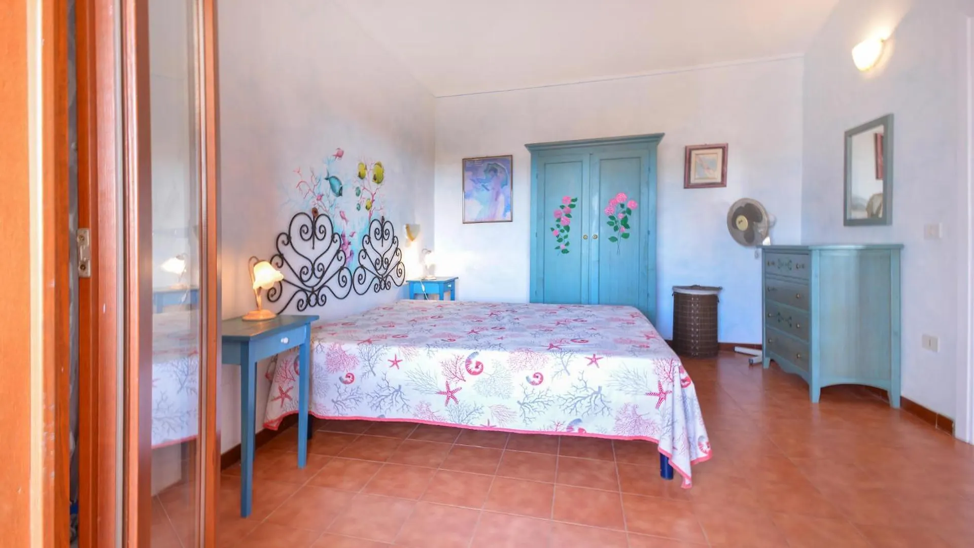 Beautiful Apartment In Vignola Mare With Wifi